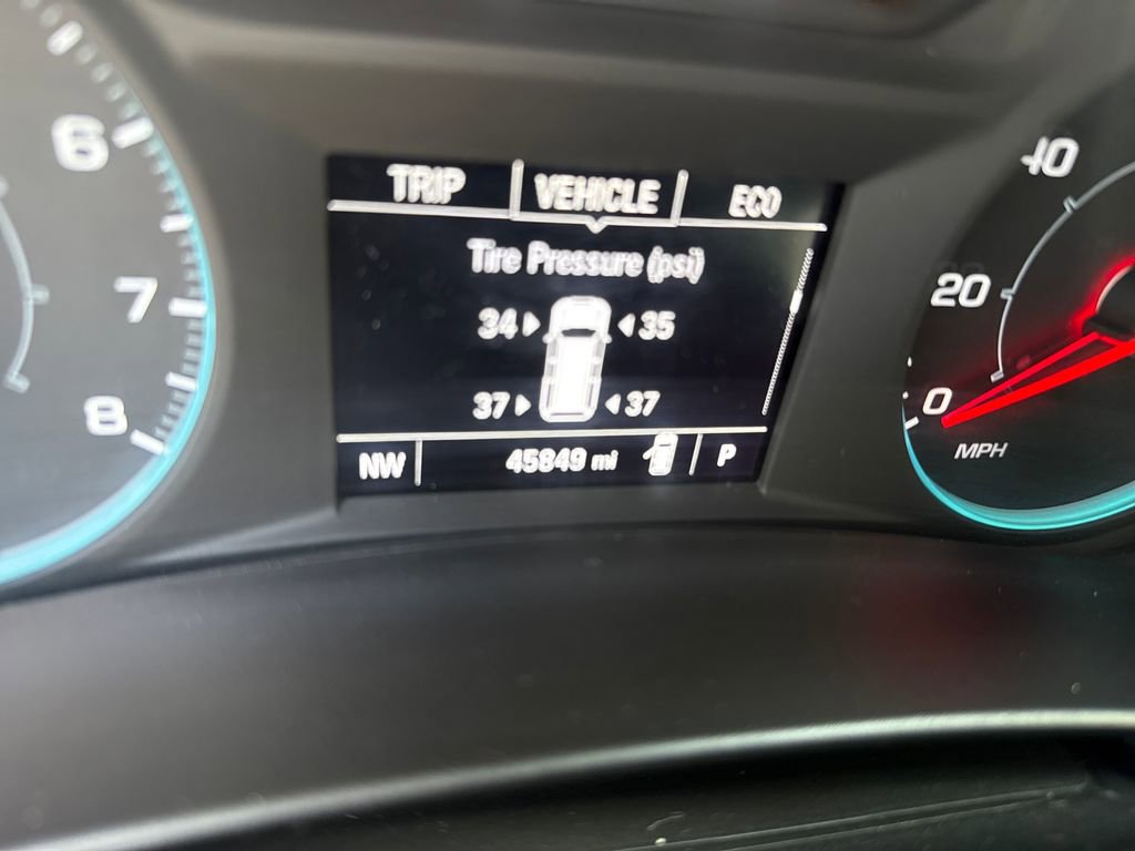 Used 2020 Chevrolet Equinox LS image 24