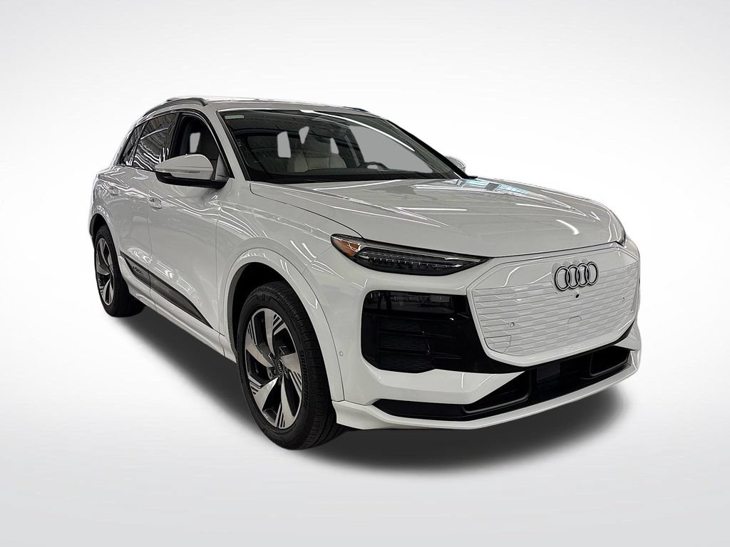 Used 2025 Audi Q6 e-tron Premium Plus w/ Premium Plus AWD/4WD image 7