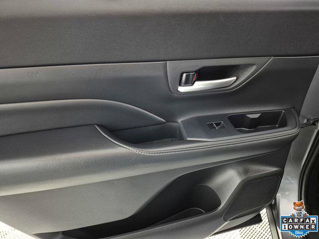 Certified 2025 Toyota Grand Highlander AWD image 25