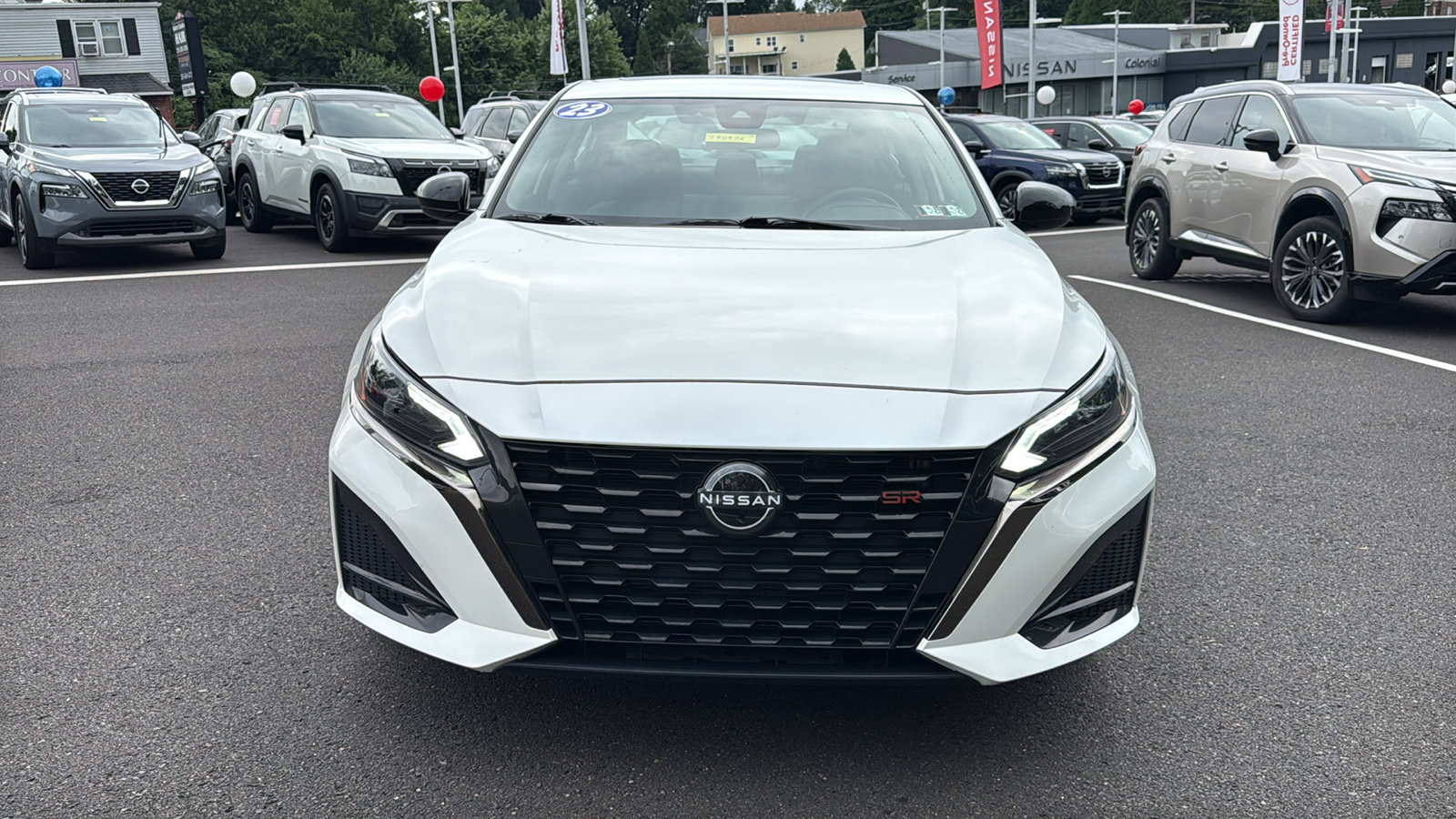 Certified 2023 Nissan Altima 2.5 SR w/ SR Premium Package AWD/4WD image 2