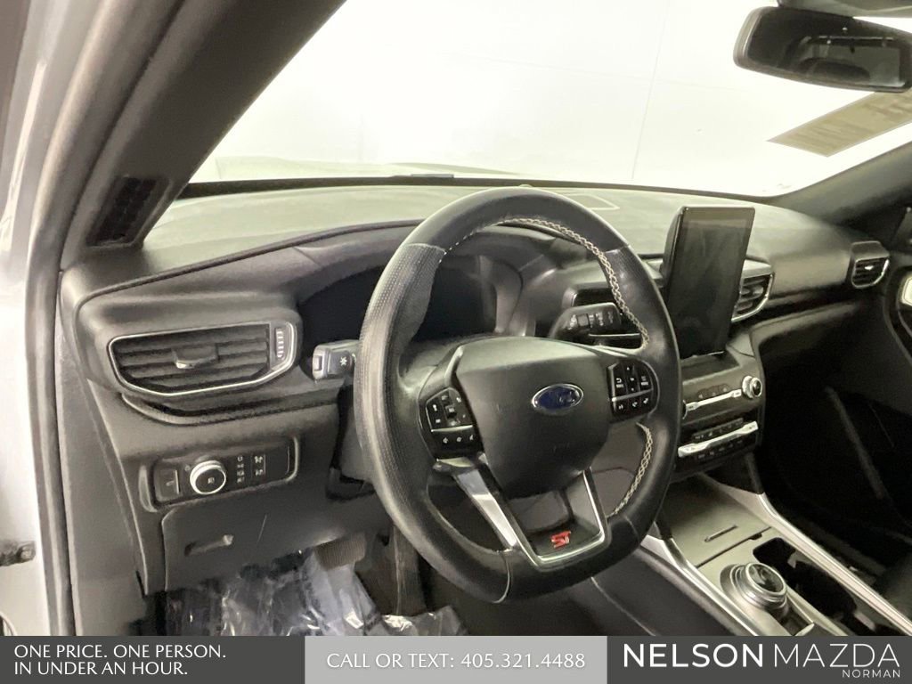 Used 2020 Ford Explorer ST w/ Premium Technology Package image 34