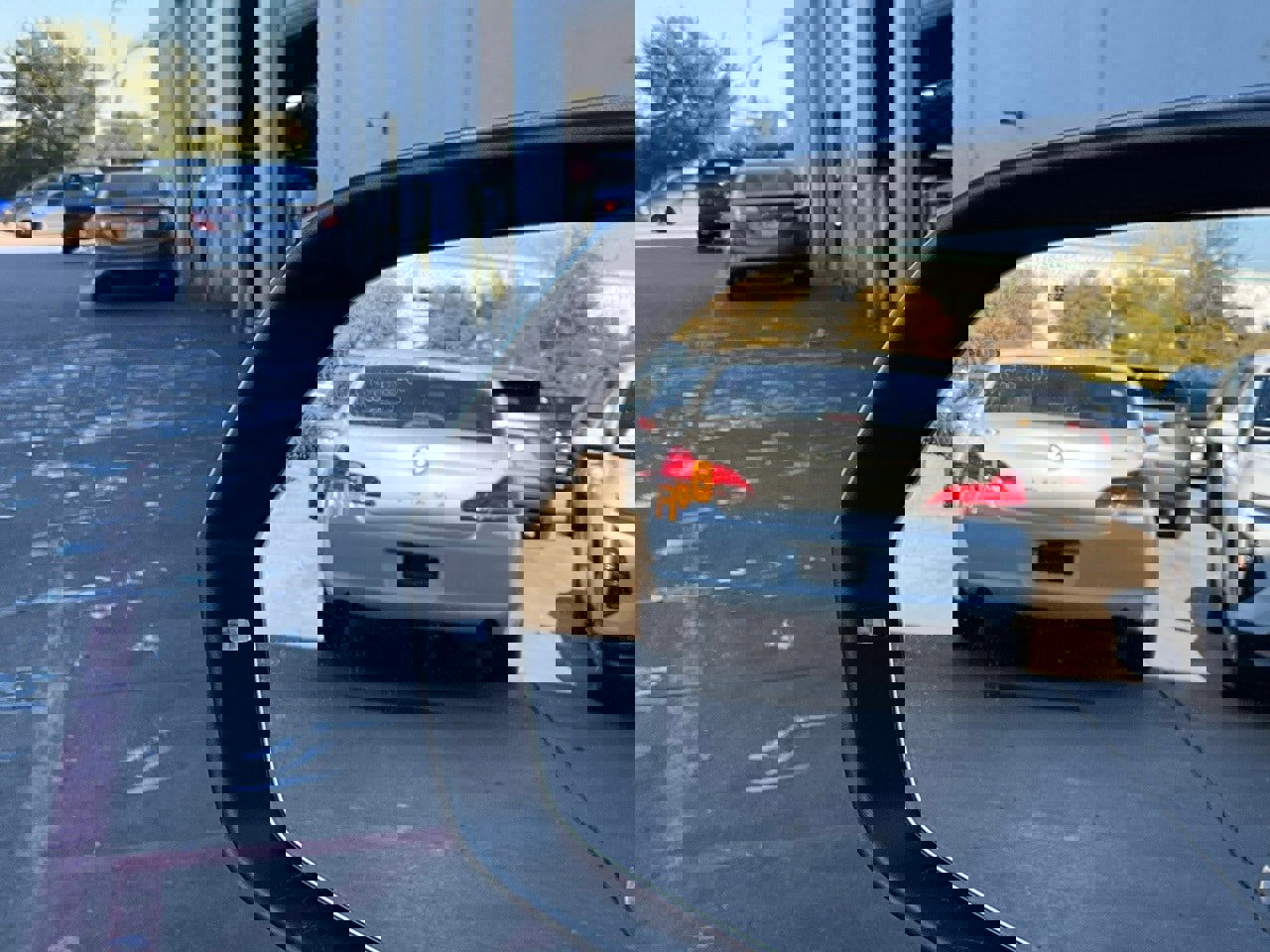 Used 2025 Volkswagen Atlas Cross Sport SE image 20