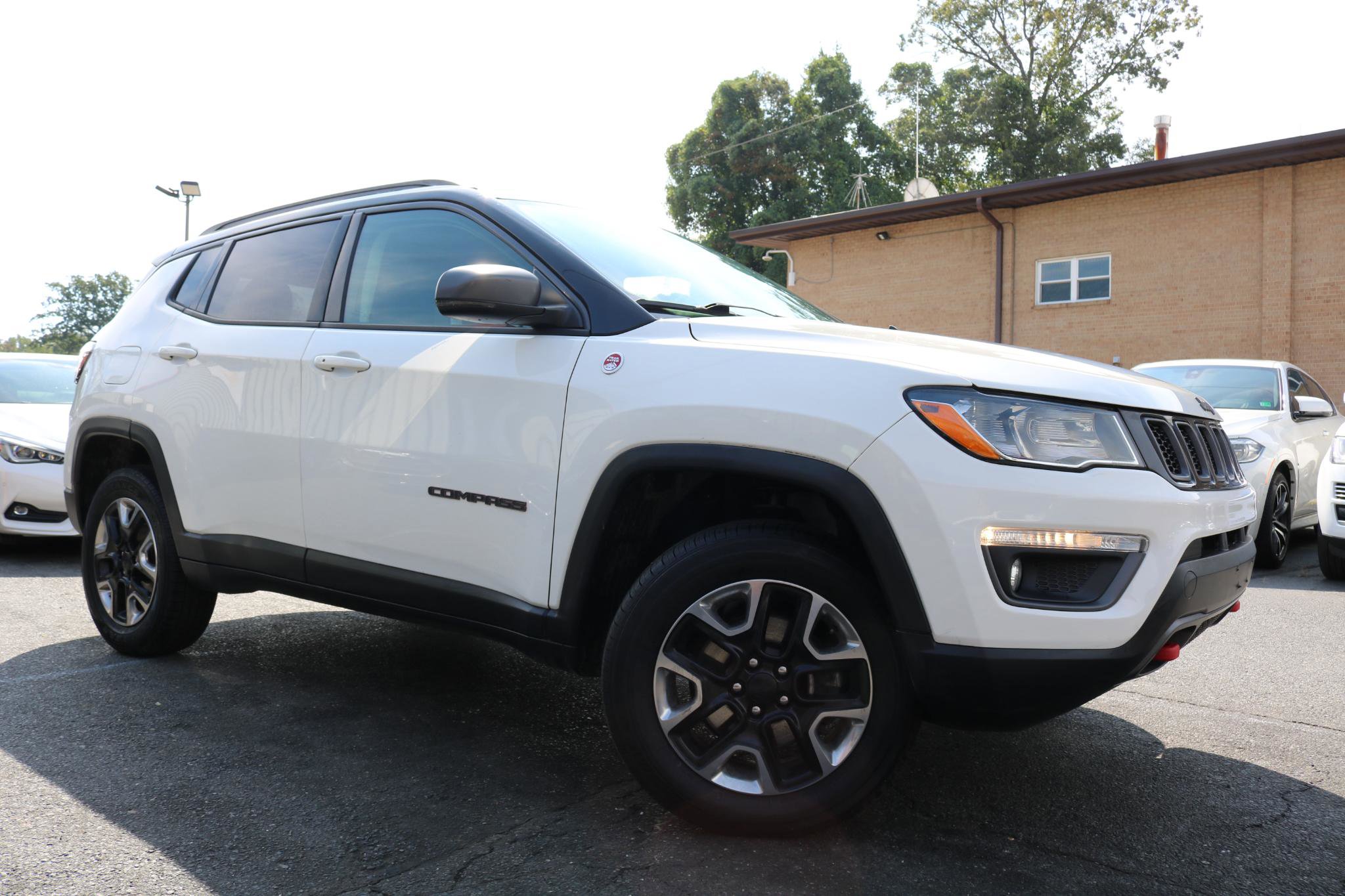 Used 2017 Jeep Compass Trailhawk w/ Leather Interior Group image 6