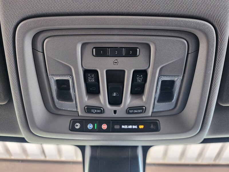 Used 2019 GMC Sierra 1500 Denali w/ Denali Ultimate Package AWD/4WD image 71