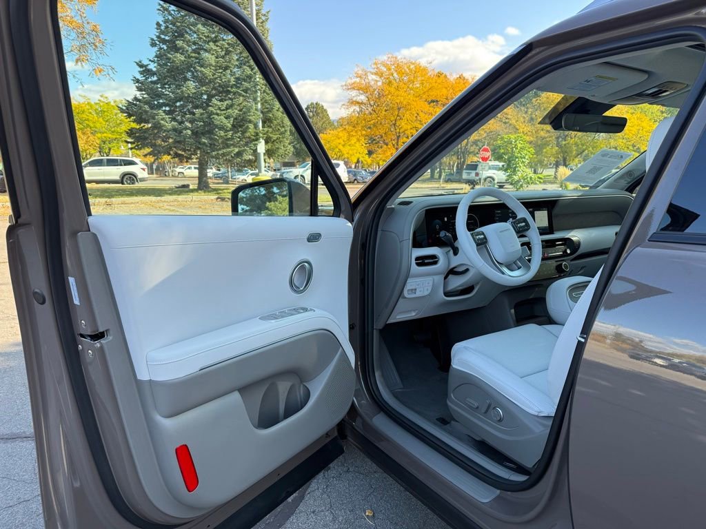 New 2026 Hyundai Palisade Limited image 9