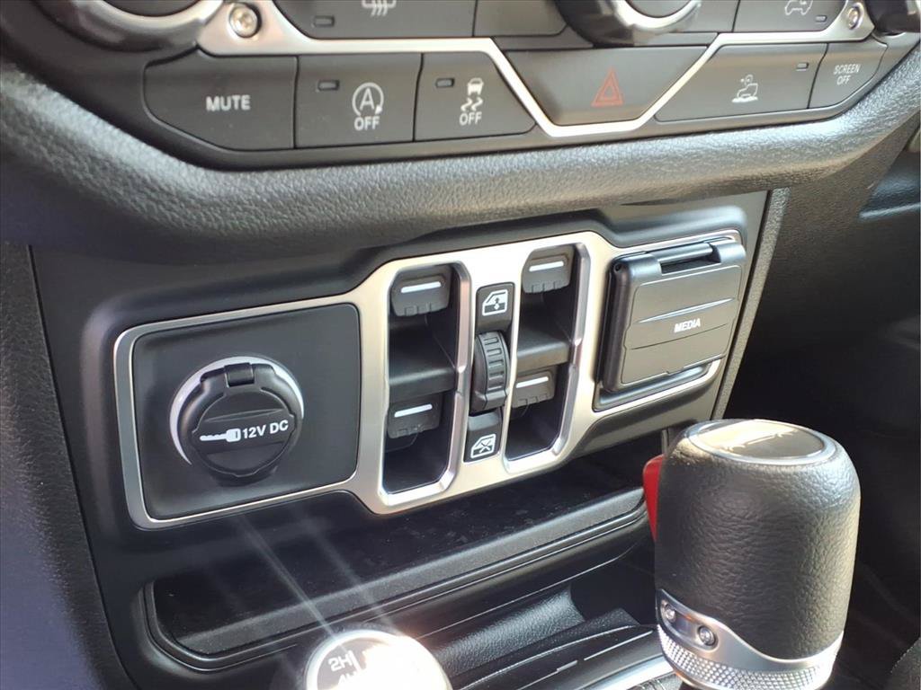New 2026 Jeep Gladiator Sport AWD/4WD image 6