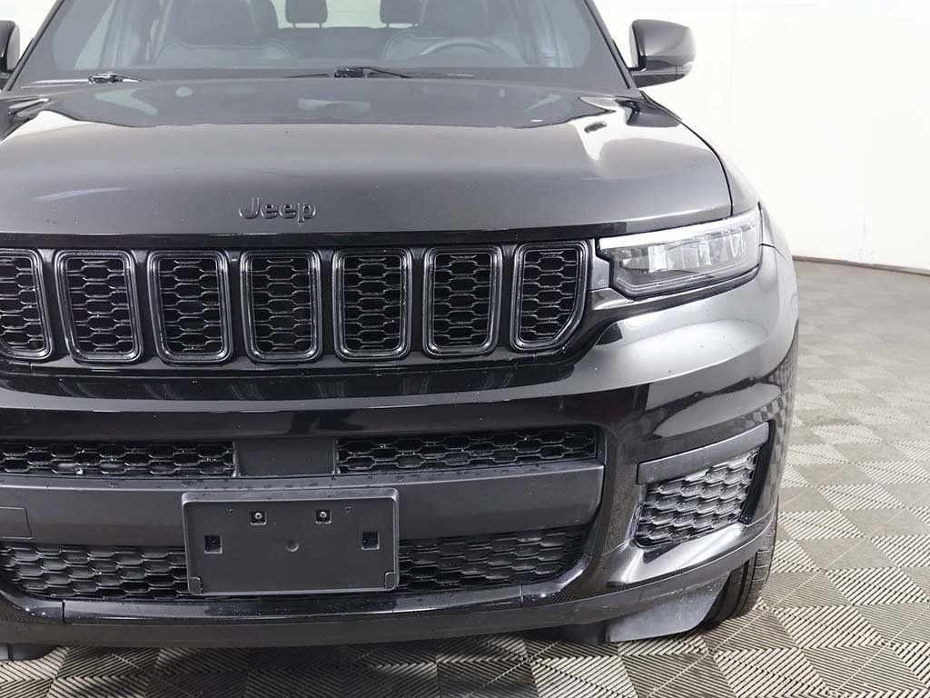 Used 2024 Jeep Grand Cherokee L Laredo image 14