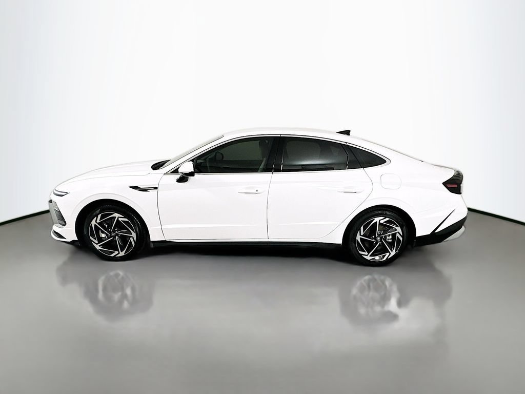 New 2026 Hyundai Sonata SEL FWD image 8