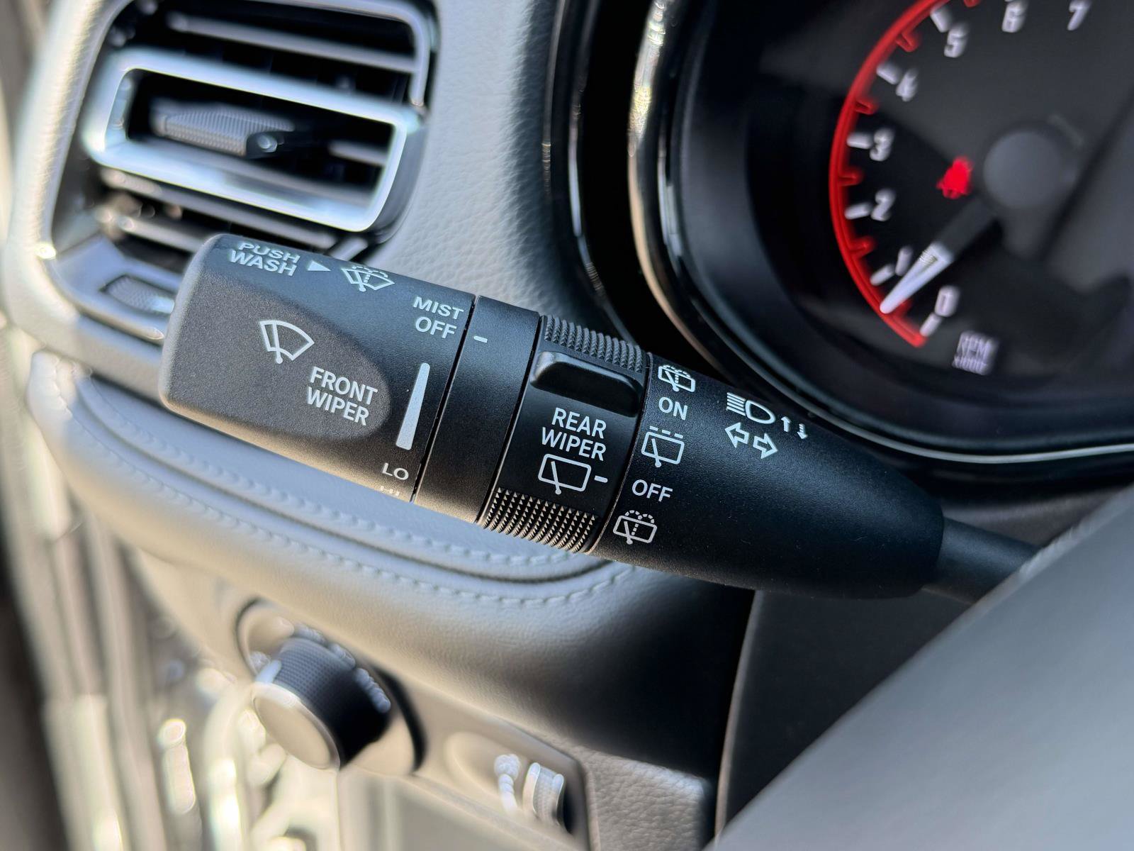 Used 2024 Dodge Durango SXT w/ SXT Blacktop Group AWD/4WD image 20