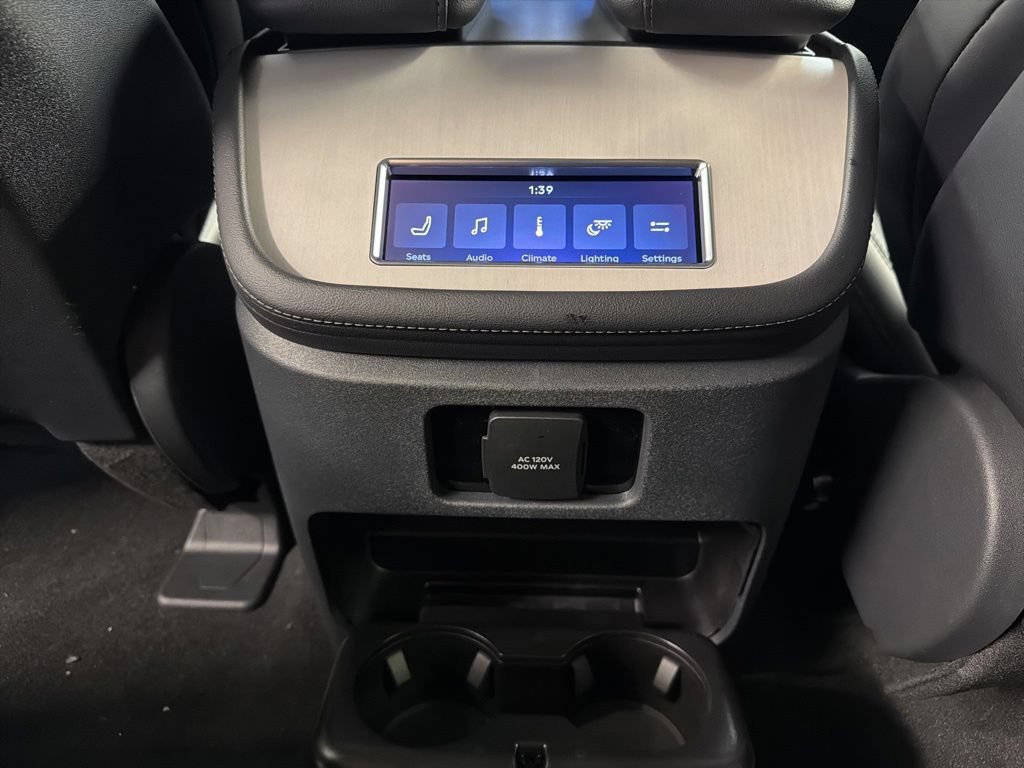 New 2026 Lincoln Navigator Premiere AWD/4WD image 35