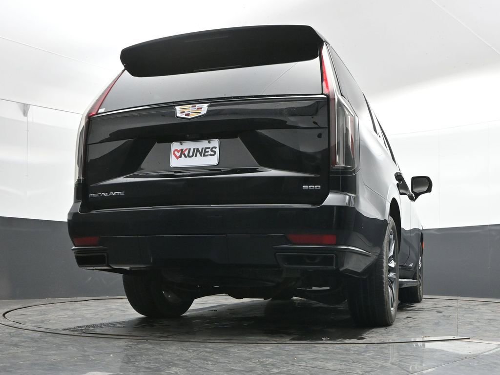 Used 2023 Cadillac Escalade Sport w/ Touring Package image 43