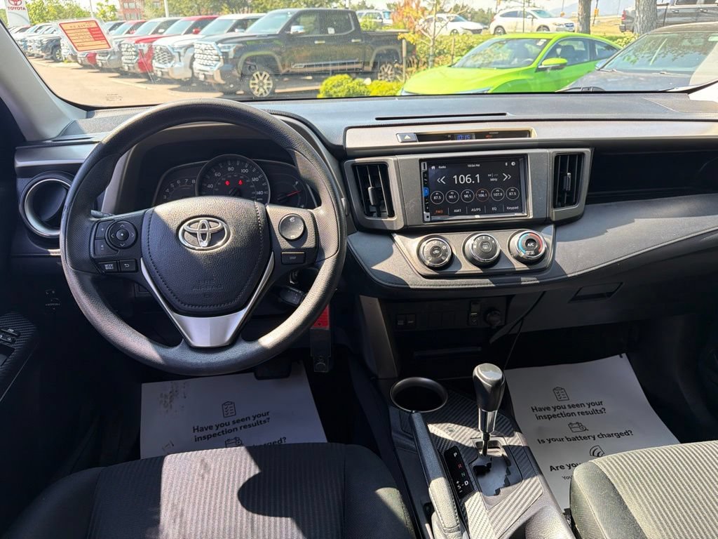 Used 2014 Toyota RAV4 LE FWD image 20