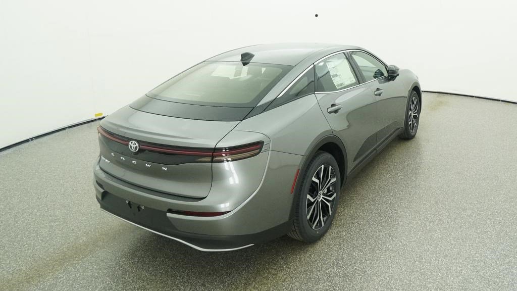New 2026 Toyota Crown XLE image 19