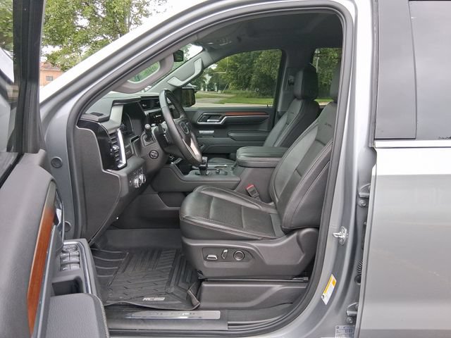 Used 2025 GMC Sierra 1500 Denali AWD/4WD image 11