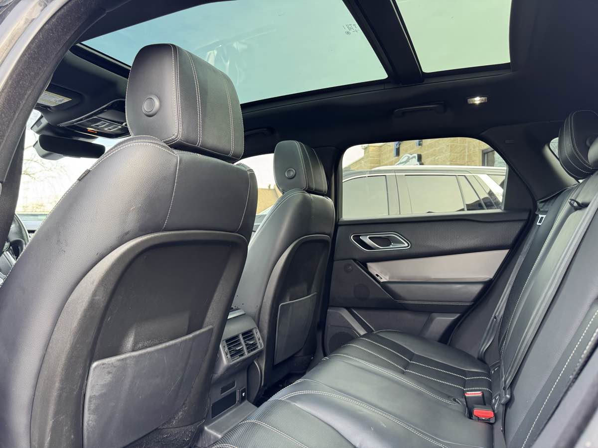 Used 2020 Land Rover Range Rover Velar S image 40