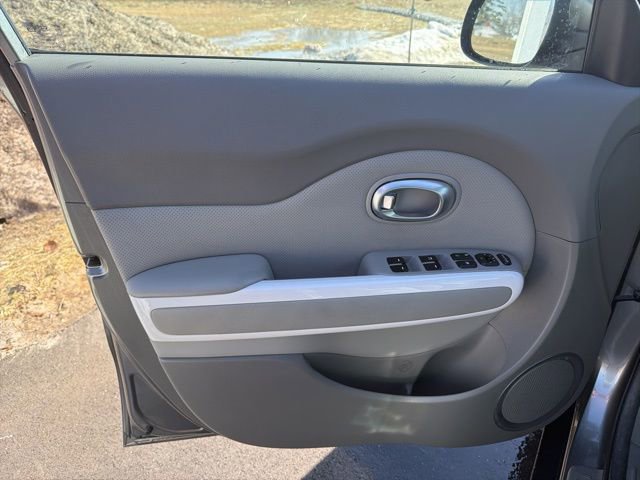 Used 2018 Kia Soul EV + w/ Sun & Fun Package image 18