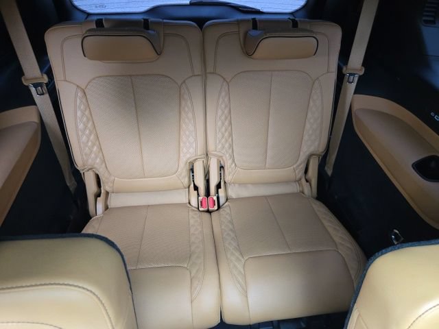 Used 2024 Jeep Grand Cherokee L Summit w/ High Altitude Package AWD/4WD image 10