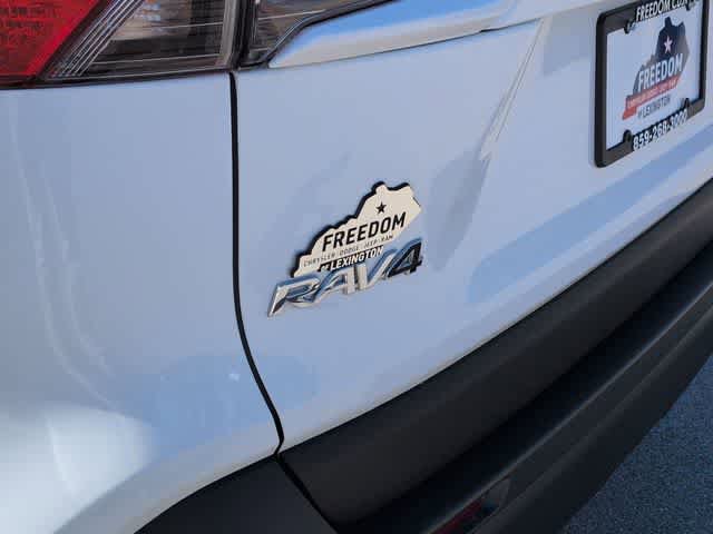 Used 2023 Toyota RAV4 LE FWD image 12
