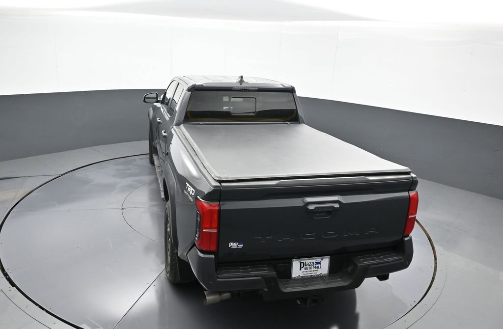 Certified 2024 Toyota Tacoma TRD Off-Road AWD/4WD image 38