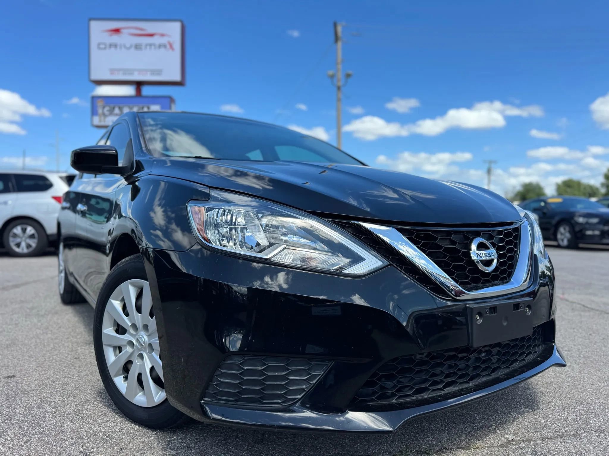 Used 2017 Nissan Sentra S image 1