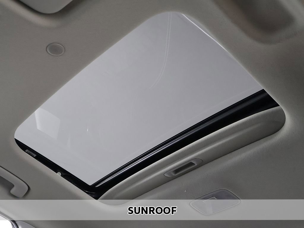 Certified 2023 Hyundai Venue SEL w/ Cargo Package image 3