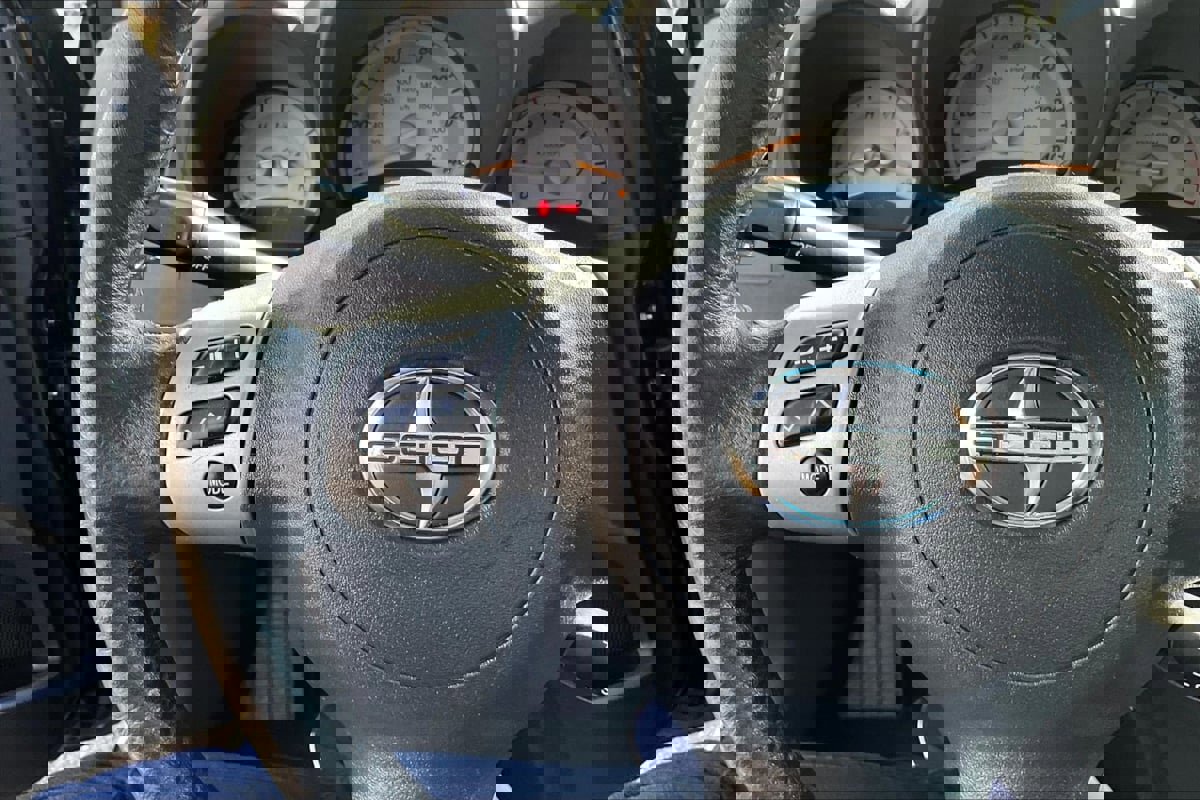 Used 2006 Scion tC image 11