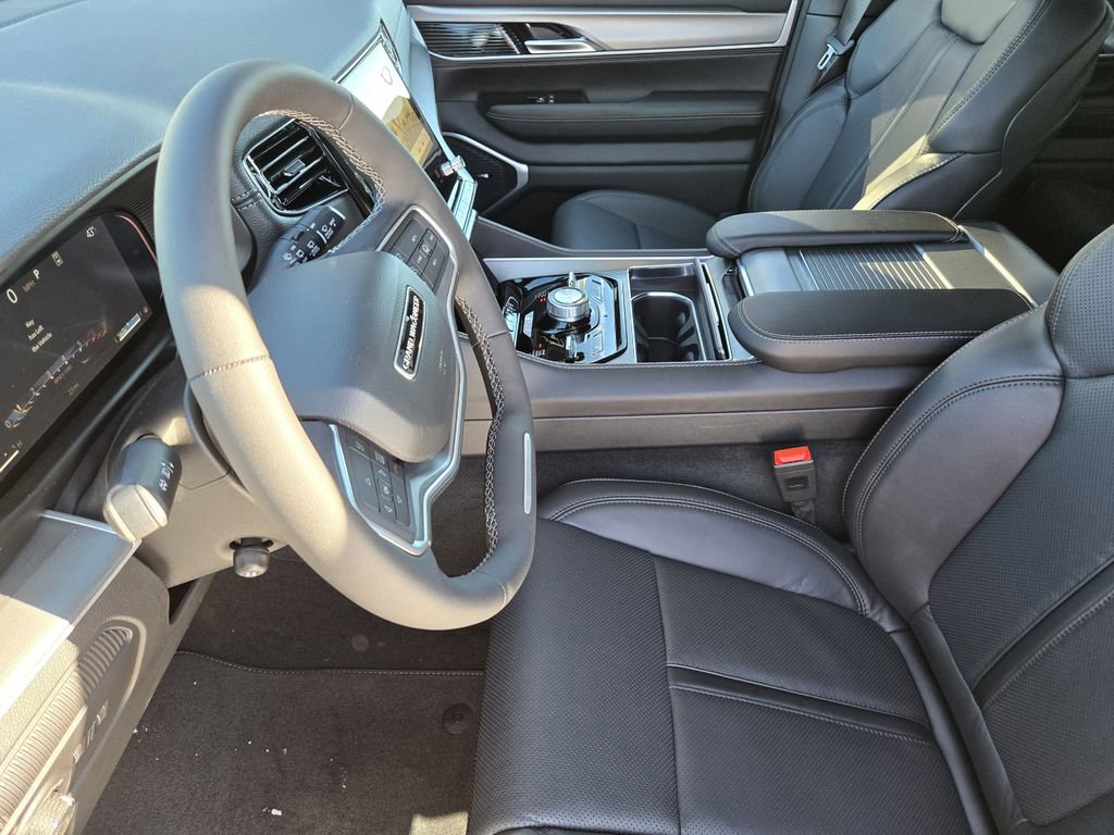 New 2026 Jeep Grand Wagoneer Limited image 11