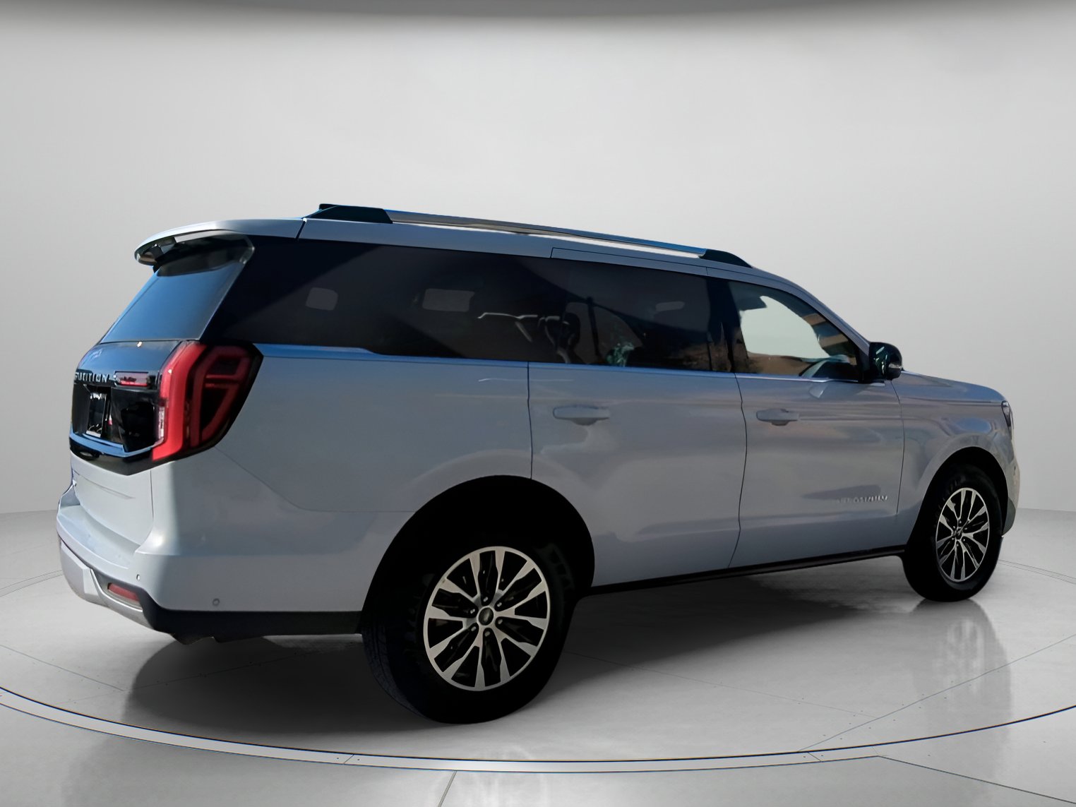 Certified 2025 Ford Expedition Platinum image 28