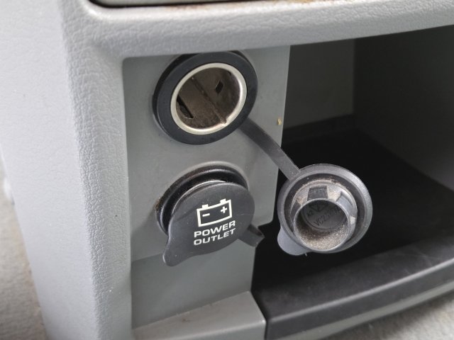 Used 2008 Chrysler Town & Country LX FWD image 5