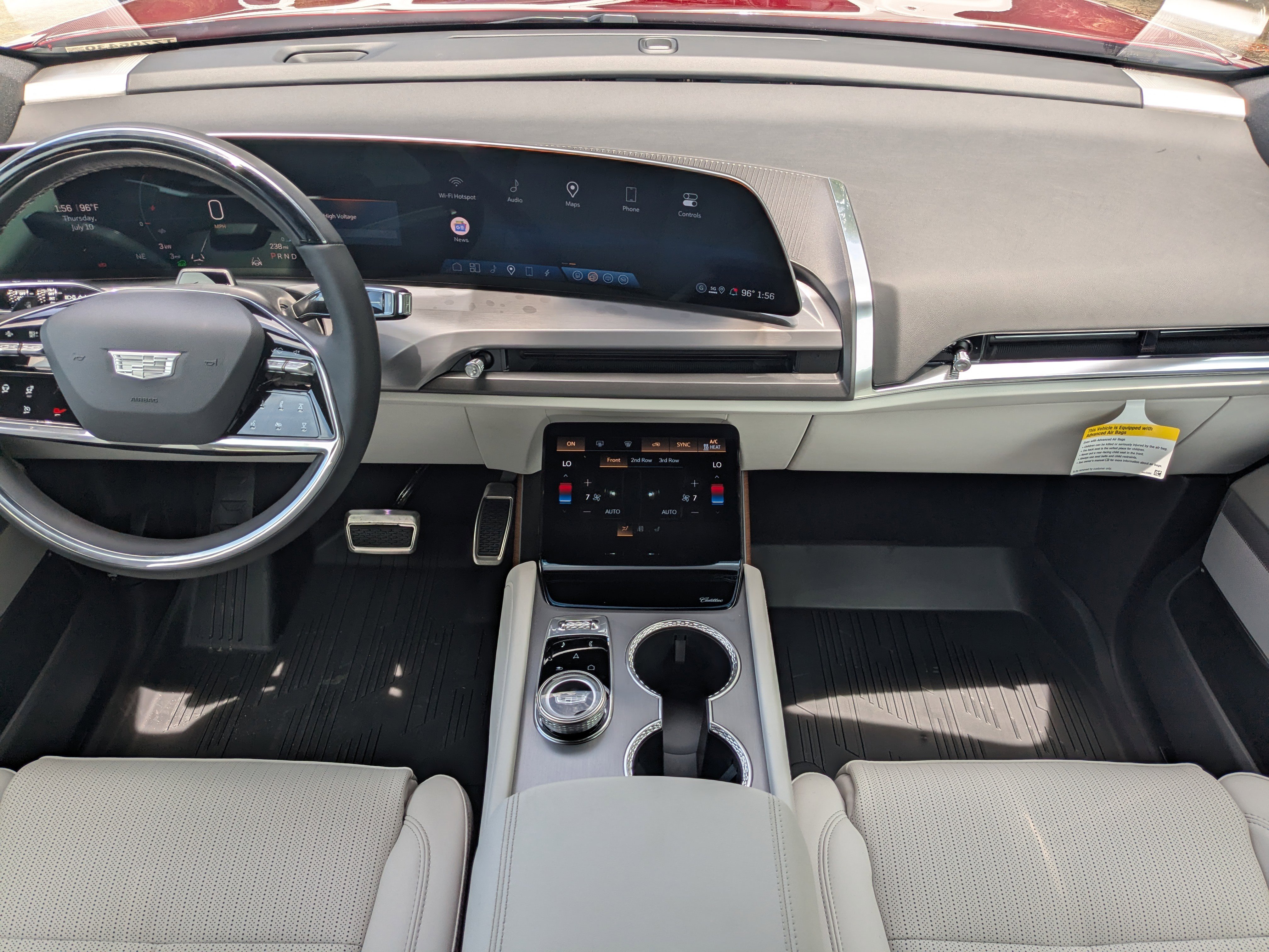 New 2026 Cadillac Vistiq Sport w/ LPO, Floor Liner Package image 14