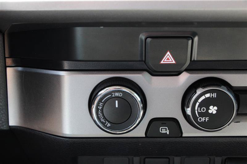 Used 2019 Toyota Tacoma SR5 AWD/4WD image 47