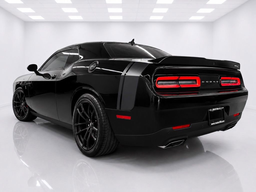 Used 2022 Dodge Challenger R/T Scat Pack w/ Shaker Package RWD image 12