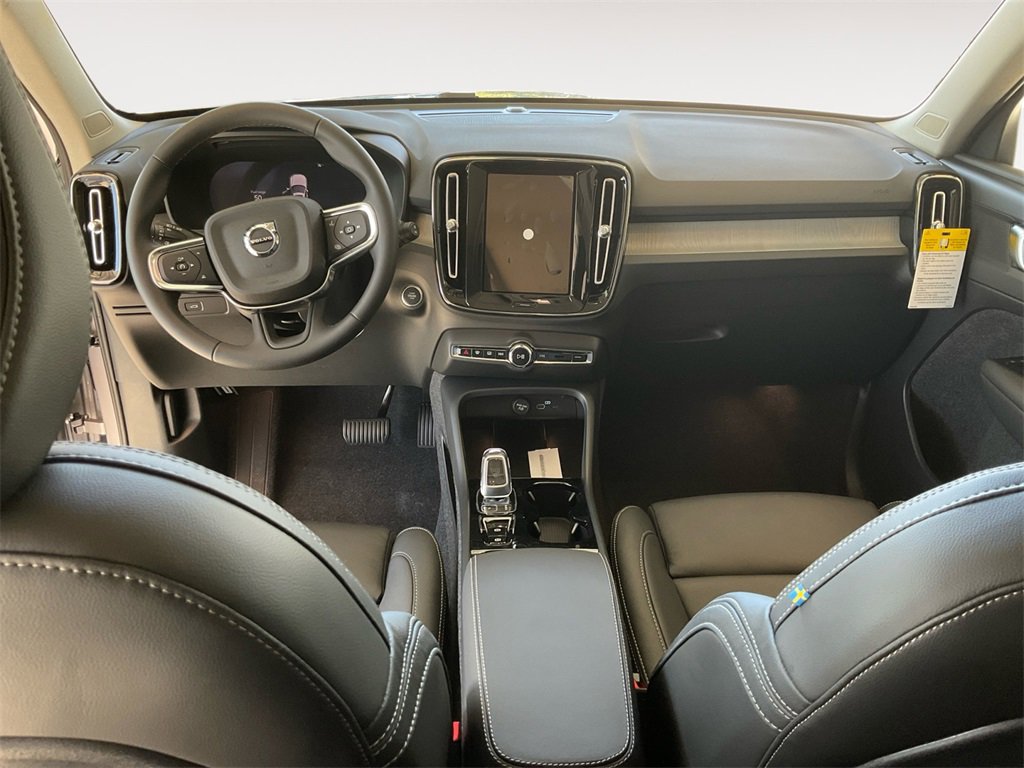 New 2026 Volvo XC40 B5 Plus w/ Protection Package Premier image 10