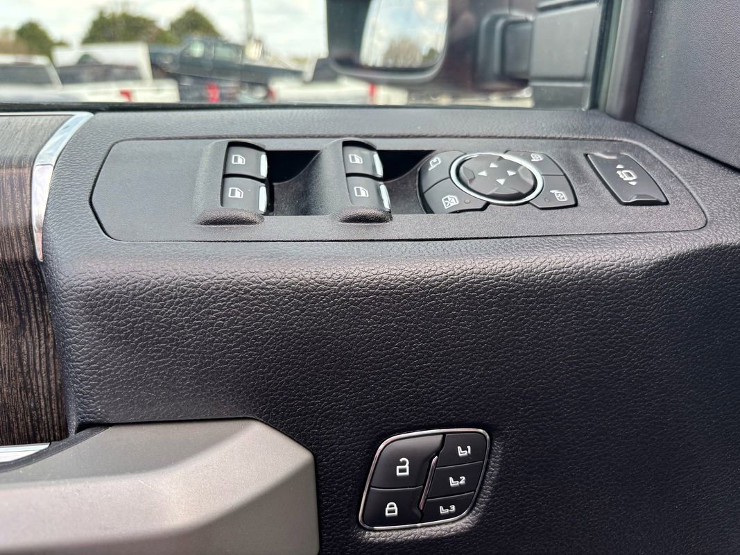 Used 2021 Ford F250 Lariat w/ Lariat Ultimate Package image 15