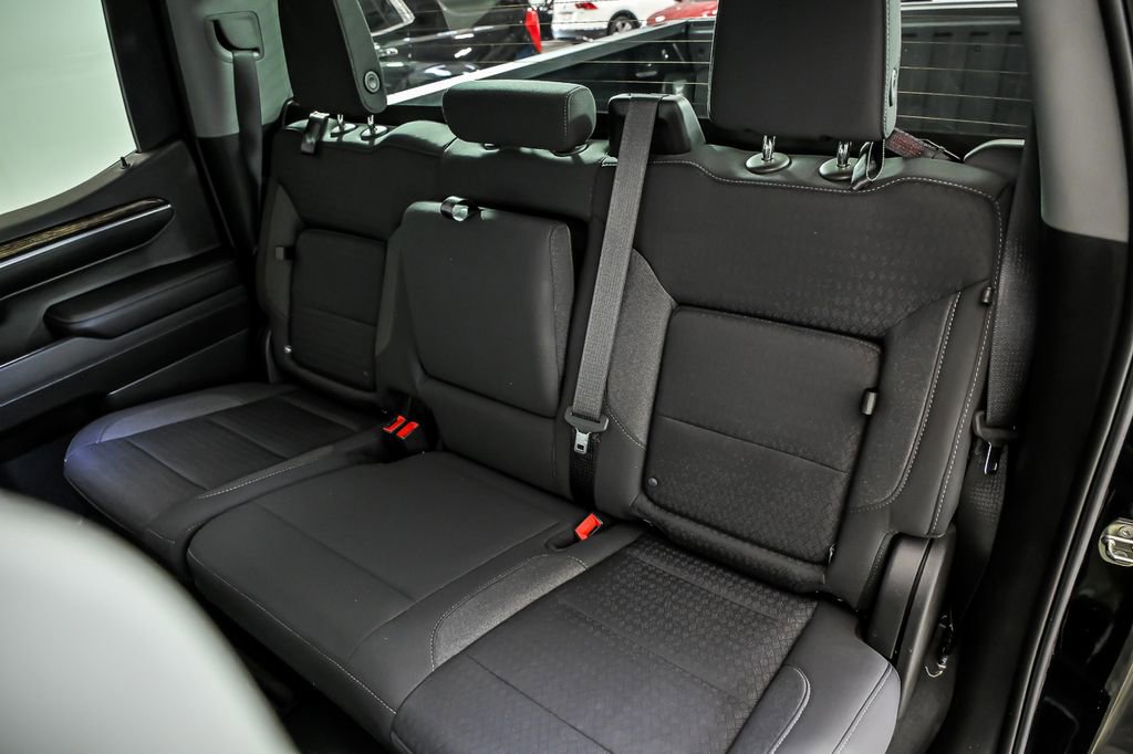 Used 2023 GMC Sierra 1500 Elevation image 14