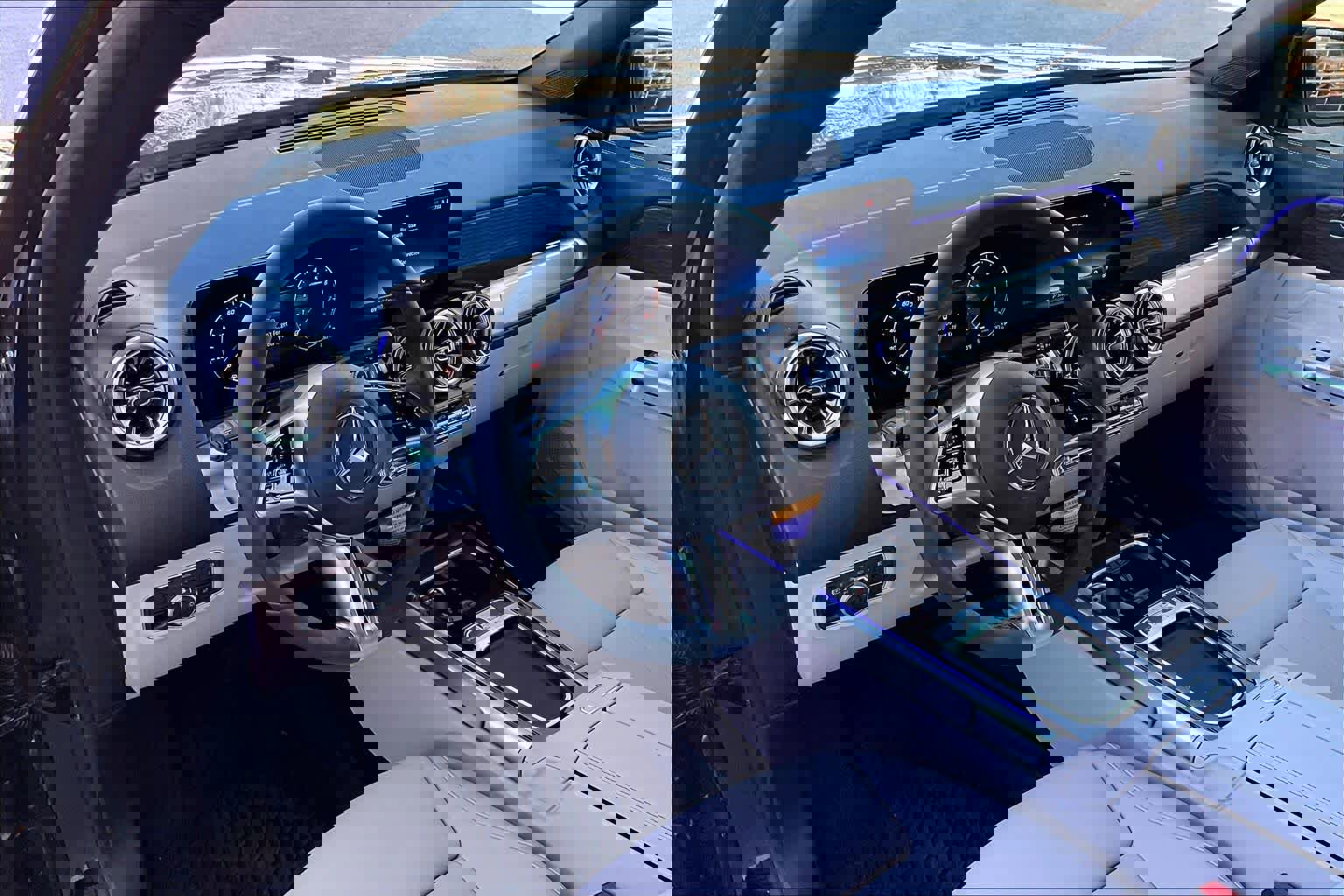 New 2026 Mercedes-Benz GLB 250 4MATIC image 8