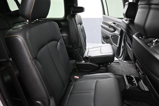 New 2026 Jeep Grand Wagoneer L 4WD image 22