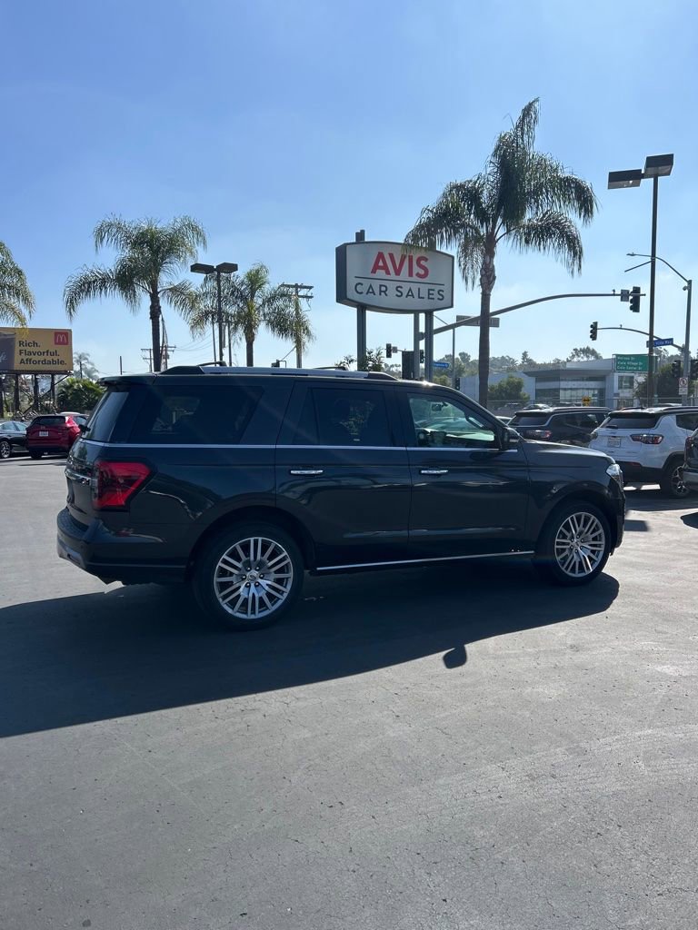 Used 2024 Ford Expedition Limited AWD/4WD image 4