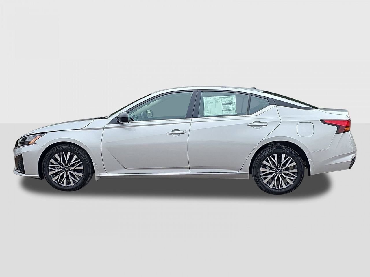 New 2026 Nissan Altima 2.5 SV FWD image 8
