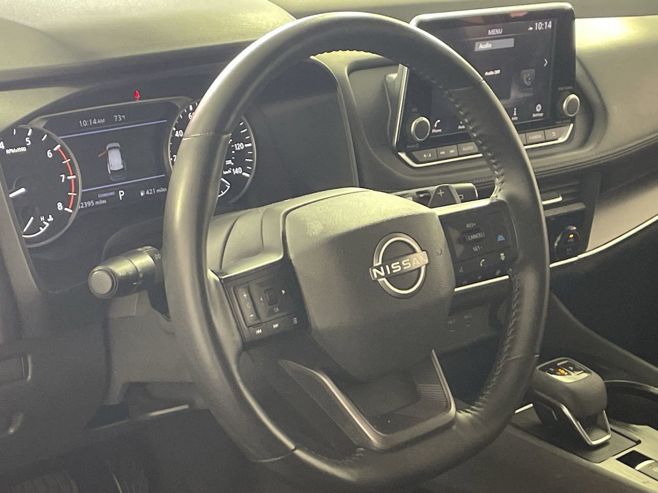 Used 2025 Nissan Rogue SV FWD image 12