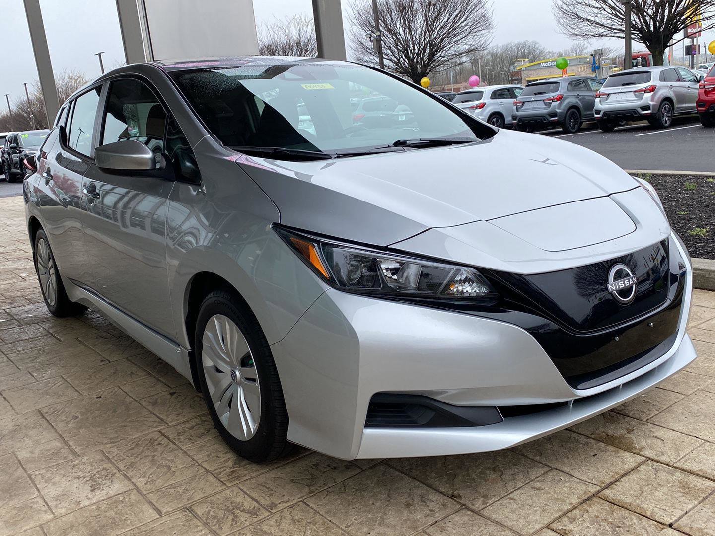 Certified 2023 Nissan Leaf S image 3