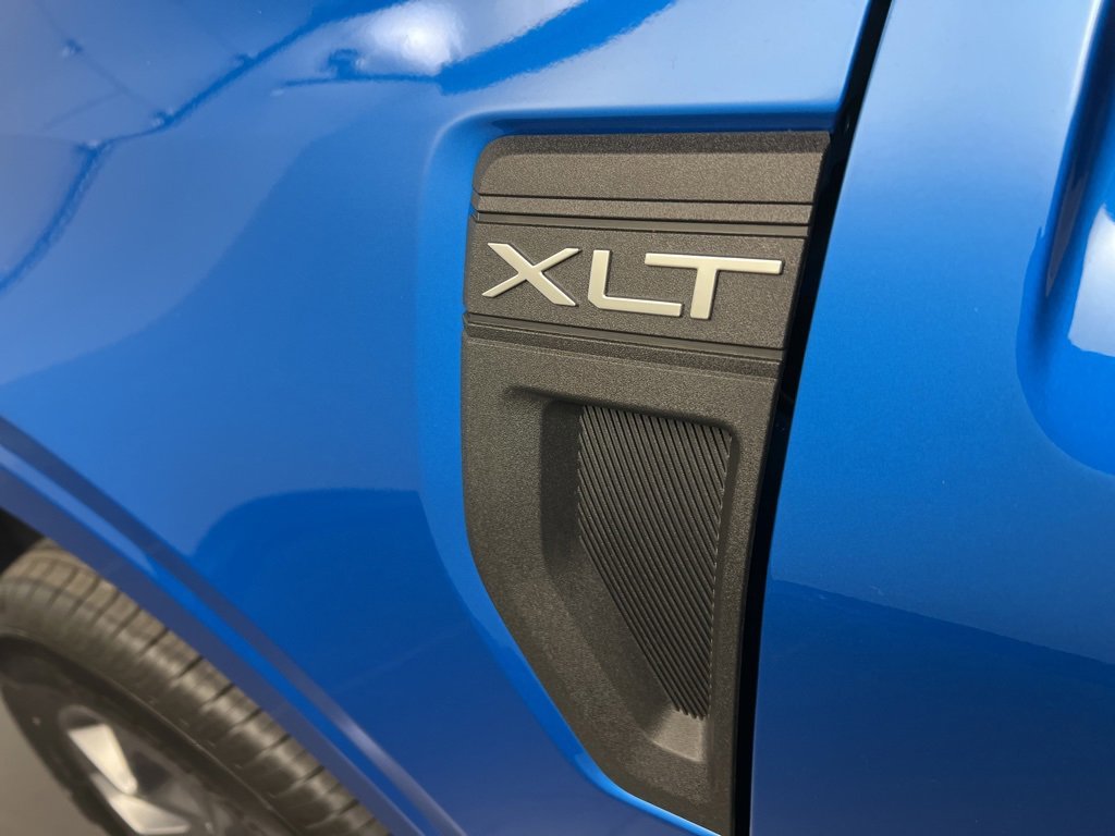 New 2025 Ford Maverick XLT w/ XLT Luxury Package image 34