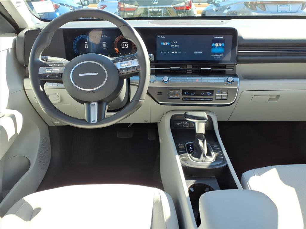 Certified 2025 Hyundai Kona SEL image 7