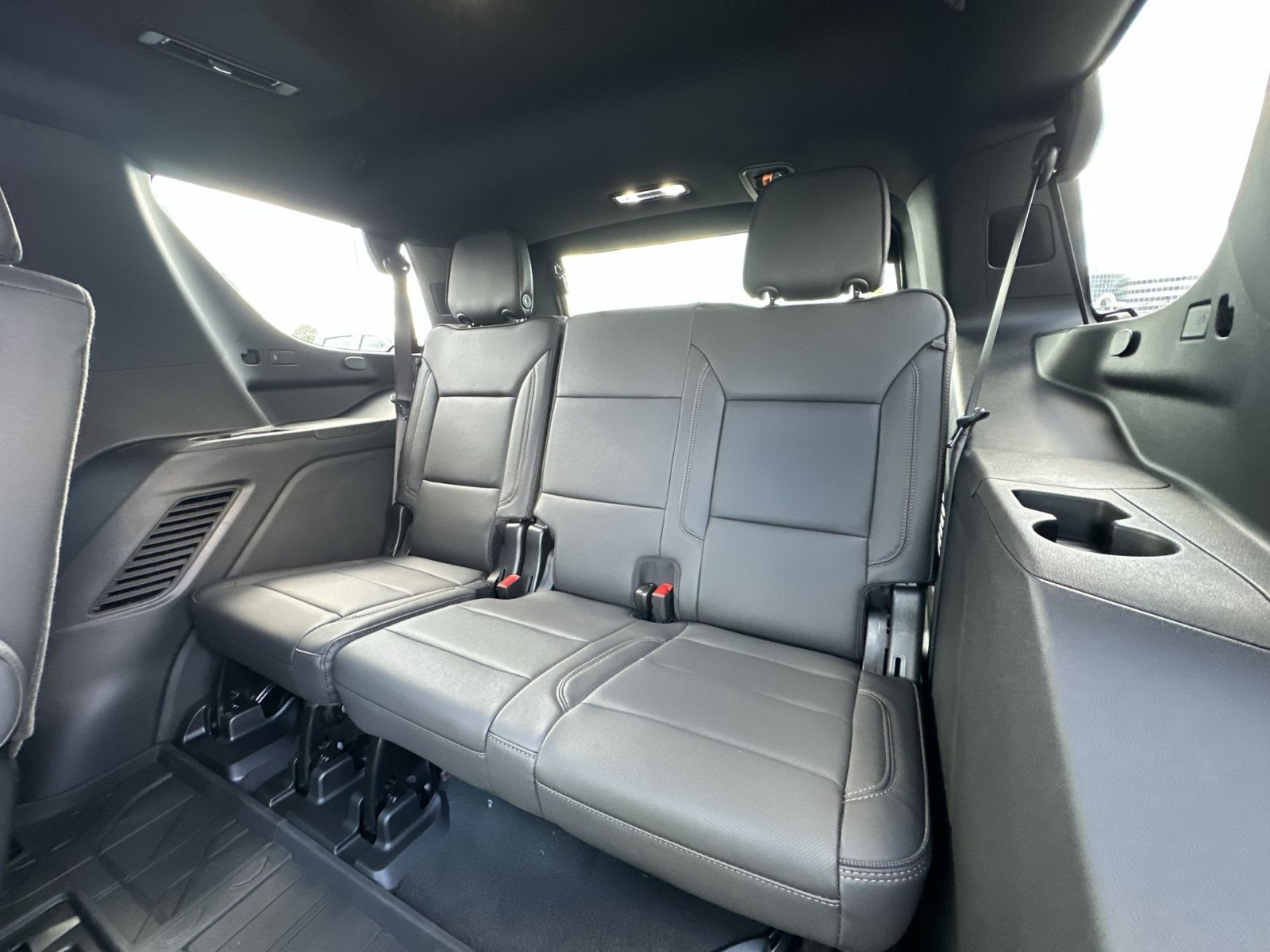 New 2026 Chevrolet Tahoe High Country AWD/4WD image 26