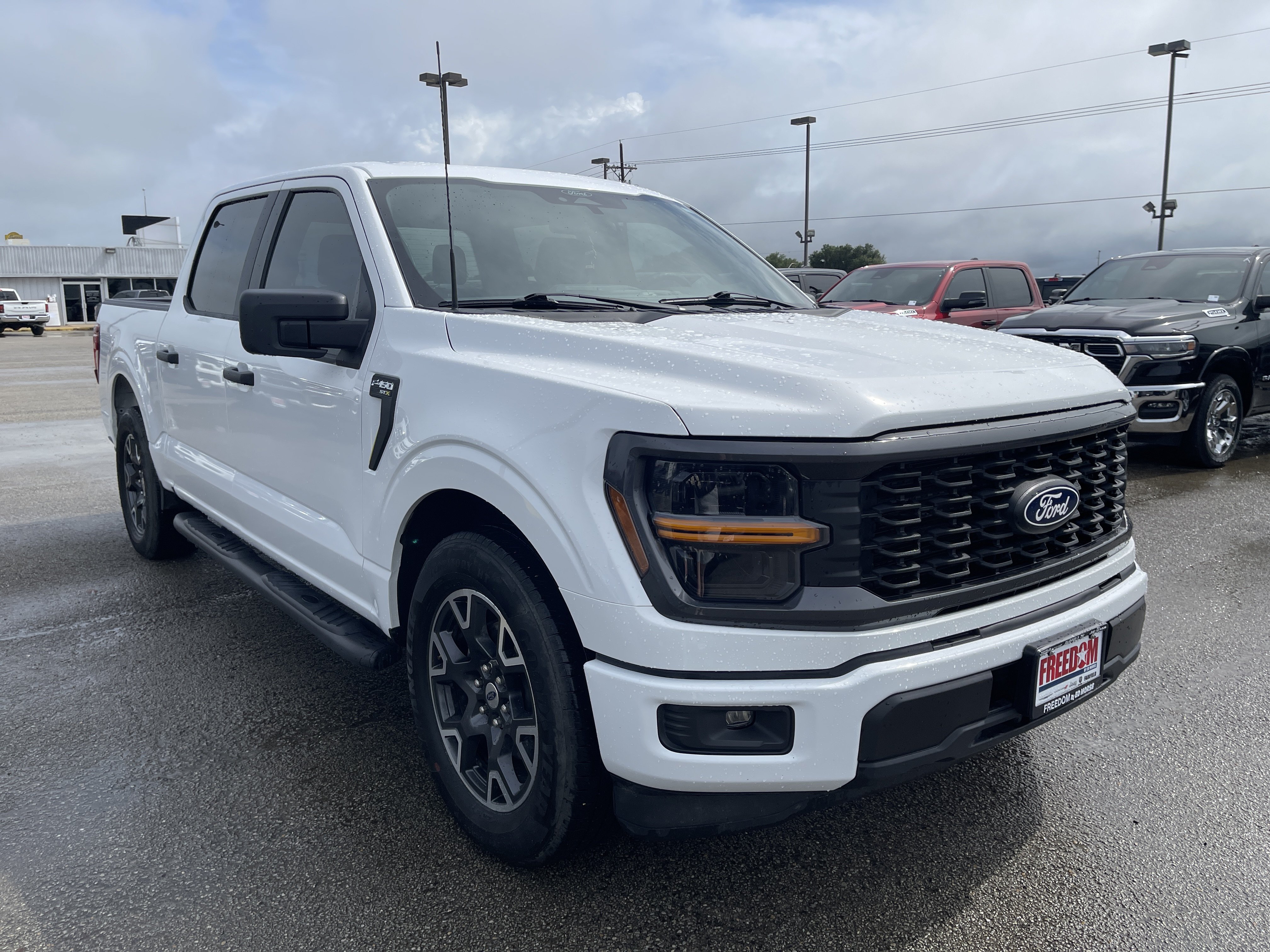 Used 2024 Ford F150 STX RWD image 2