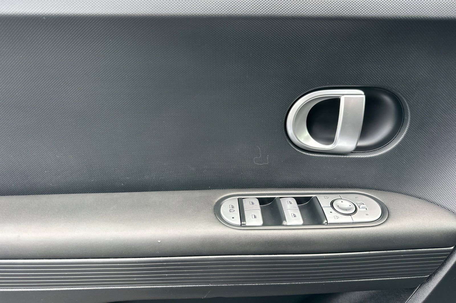 Used 2024 Hyundai Ioniq 5 SEL image 10