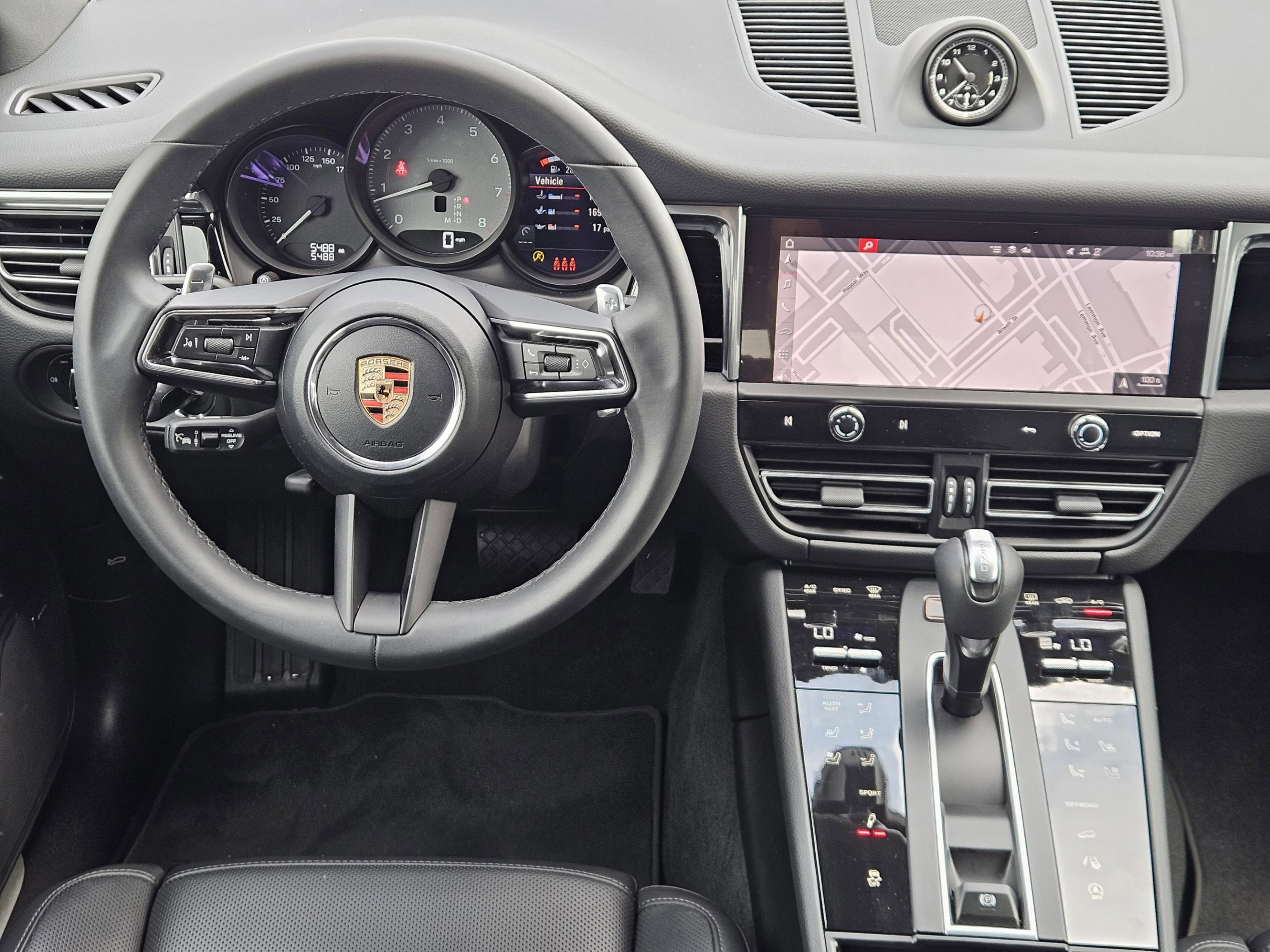 Certified 2026 Porsche Macan S image 22