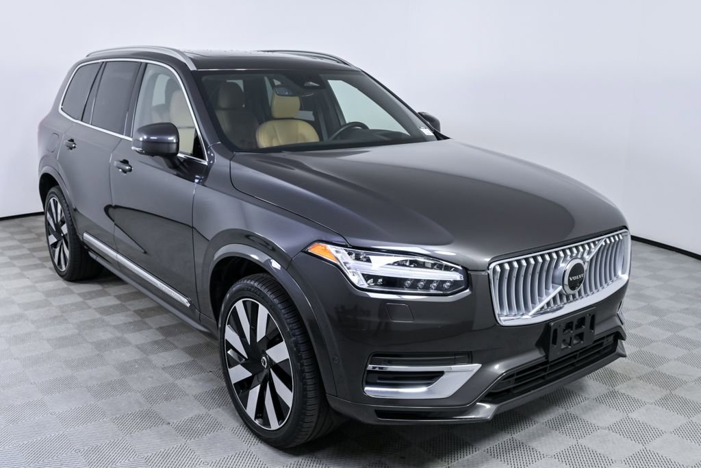 Certified 2024 Volvo XC90 T8 Ultimate AWD/4WD image 29