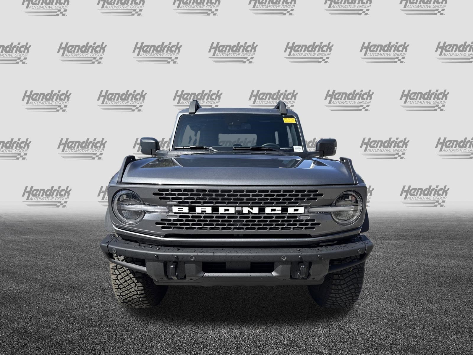Used 2024 Ford Bronco Badlands image 3