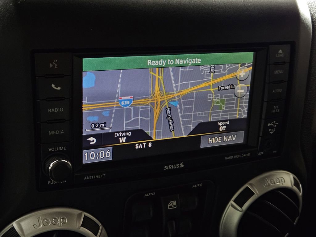 Used 2014 Jeep Wrangler Unlimited Rubicon w/ Connectivity Group AWD/4WD image 13